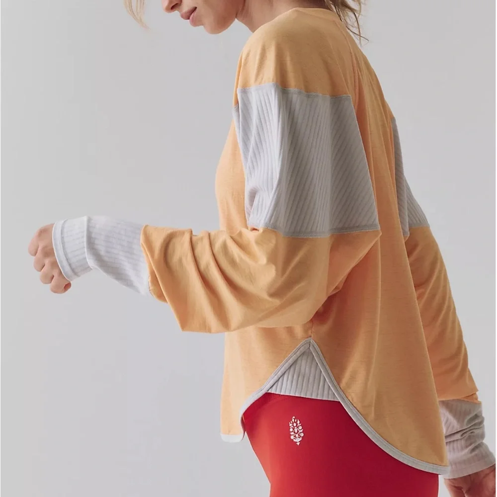 3037. Free People Spotlight Long Sleeve Layer - Picture 1 of 4